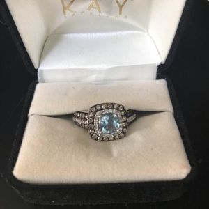 14 it white gold ring